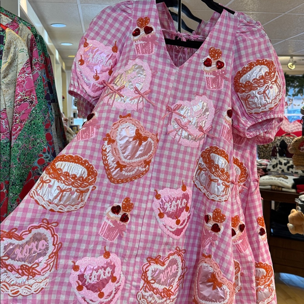 QUEEN OF SPARKLES Valentine's Day Pink and White Gingham Cakes and Pastries Dres